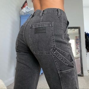 High Rise a Crop Striaght Black Wrangler Pants